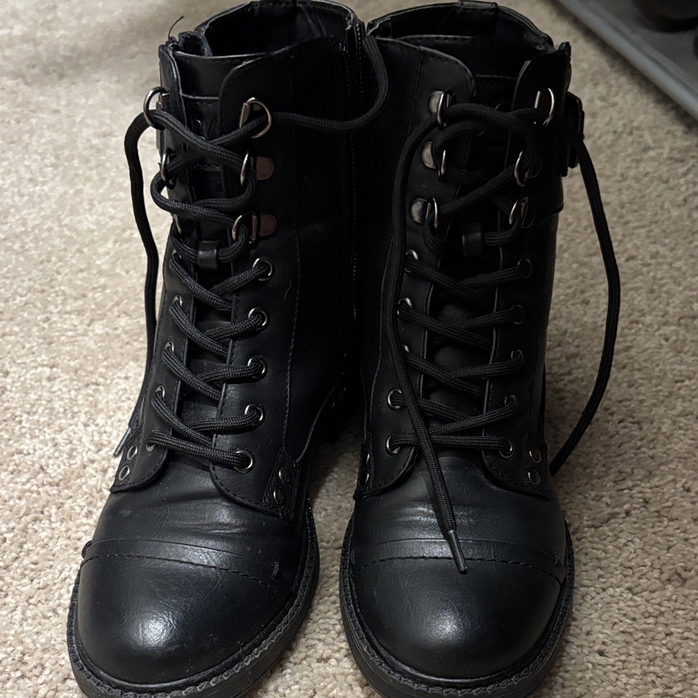 GBG Los Angeles Black Lace-Up Moto Boots